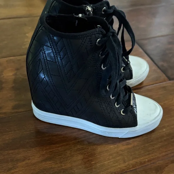DKNY Black Wedge High-Top Women's 7 Sneaker - Picture 3 of 9